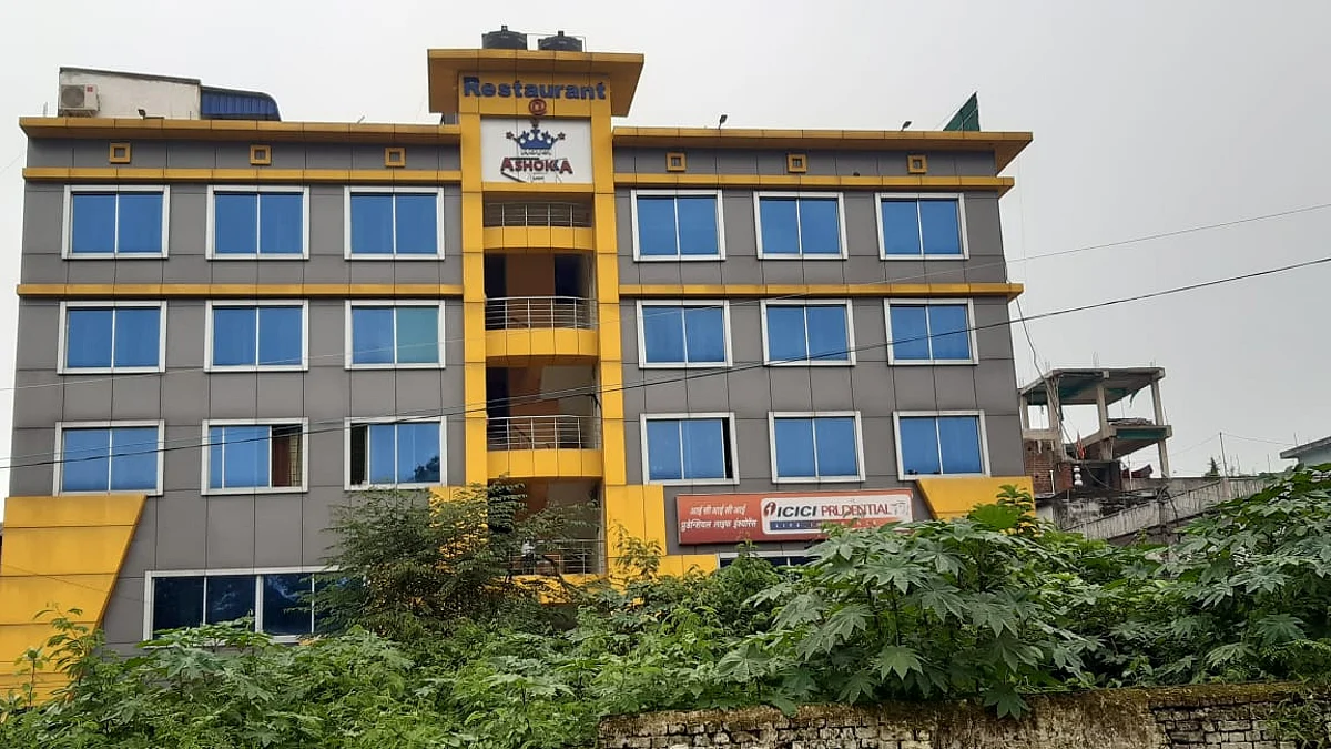 लॉक डाउन के उल्लंघन पर नौ व्यापारी मामला दर्ज