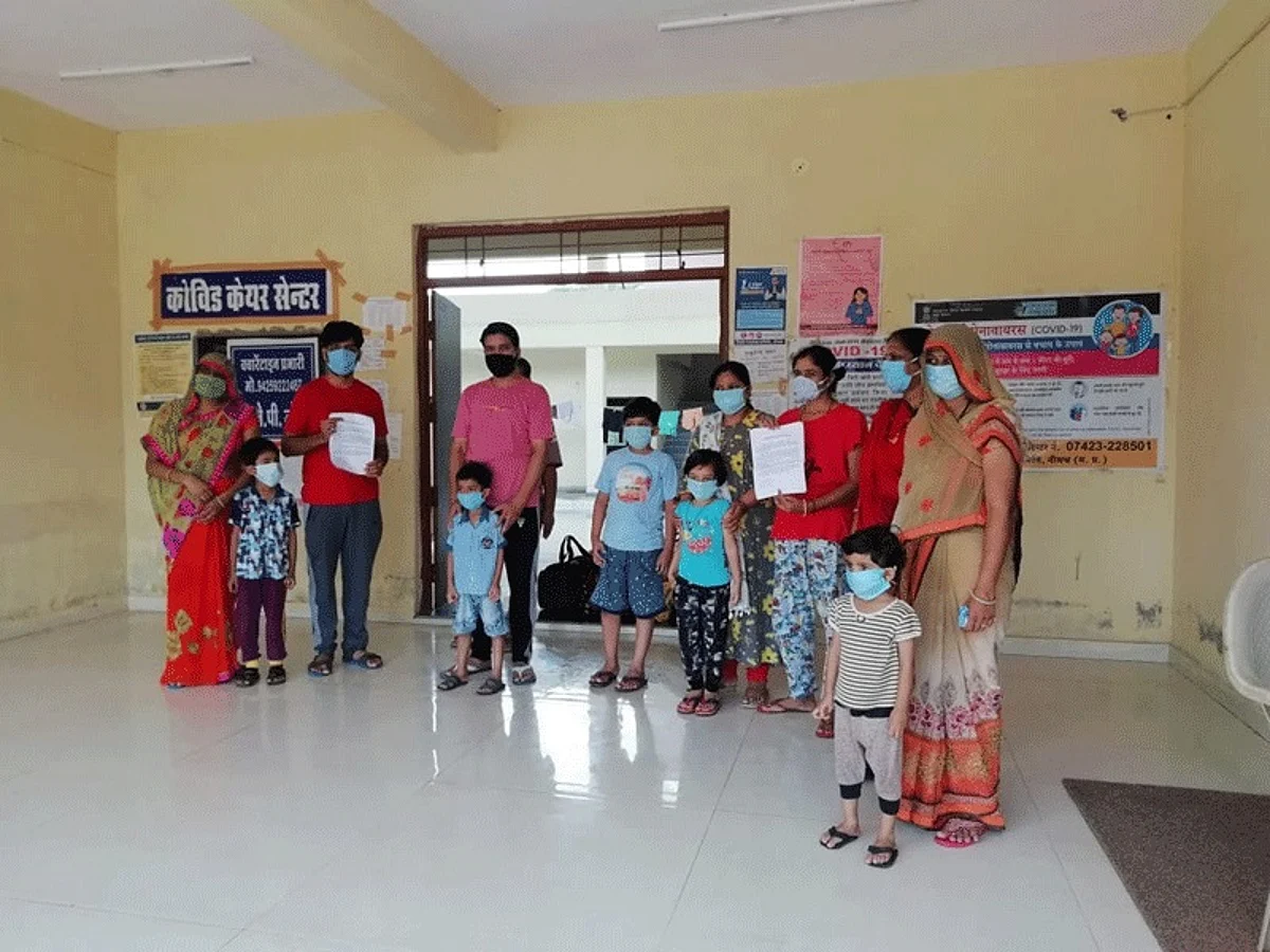 नीमच जिले में 21 लोगों ने जीती कोरोना से जंग, स्वस्थ होकर लौटे अपने घर