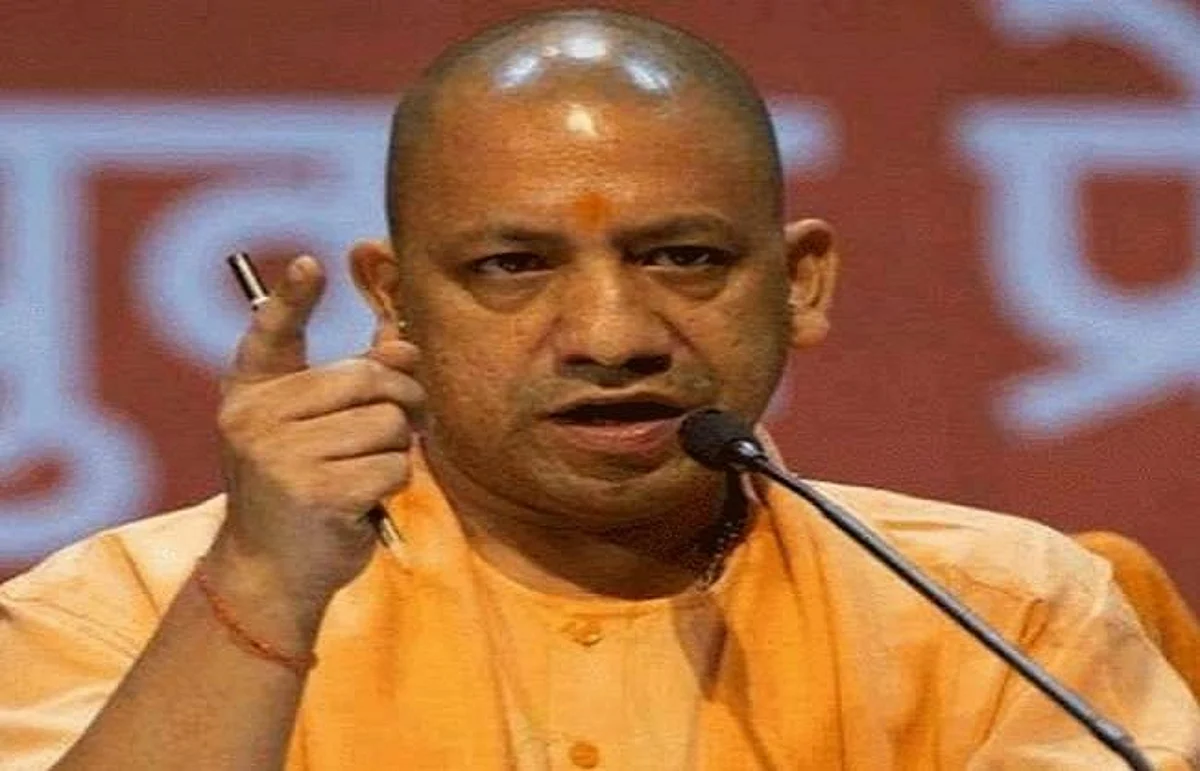 उ.प्र में अपराध की घटना पर मुख्यमंत्री योगी बेहद सख्त, कानपुर के एएसपी व सीओ समेत दस पुलिसकर्मी निलंबित