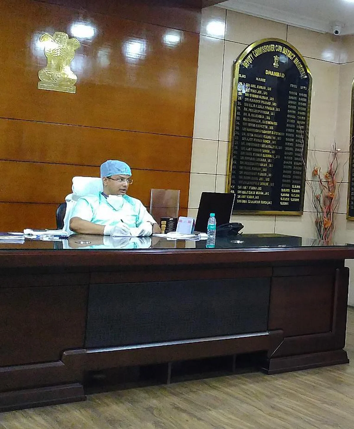 धनबाद डीसी ने की विभिन्न कंपनियों से सीएसआर मद के तहत सहयोग करने की अपील।