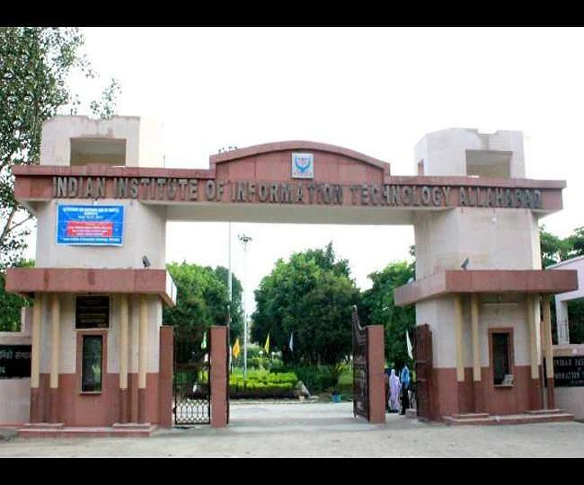 ट्रिपल आईटी में नई शिक्षा नीति लागू : प्रो. नागभूषण