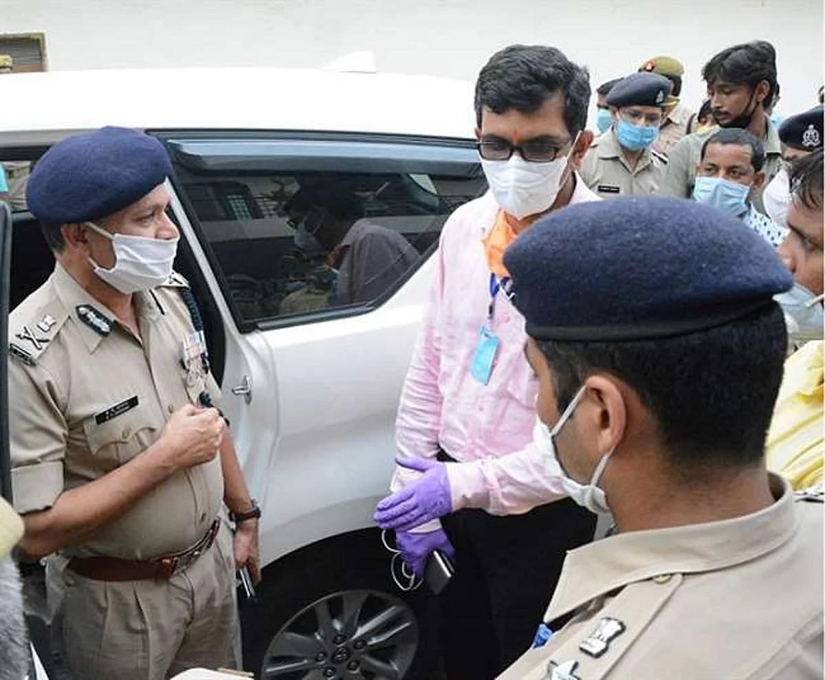 संजीत हत्याकांड : एडीजी जोगदंड को मां ने रो-रोकर बताया पुलिस की शिथिलता