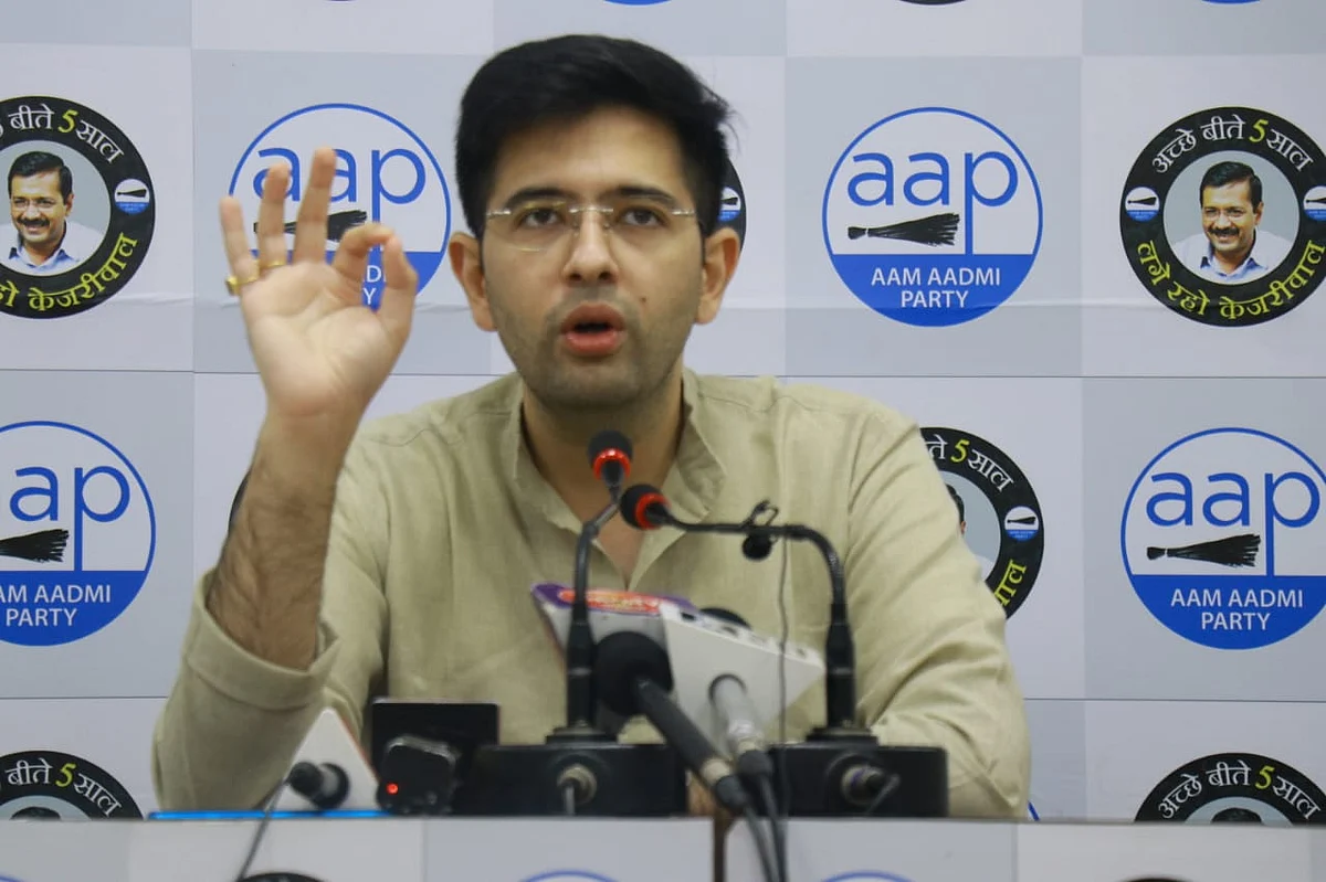 होटलों और साप्ताहिक बाजारों को फिर से खोलने के फैसले को खारिज करना दिल्ली के लोगों के साथ धोखा : राघव चड्ढा
