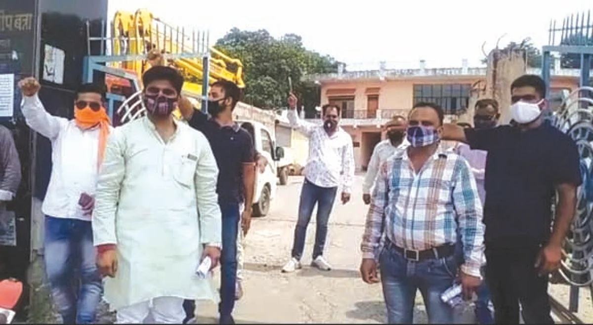 स्वार्थ के कारण मेयर ने निरस्त किये बोर्ड बैठक में पास हुए टेंडरः पार्षद