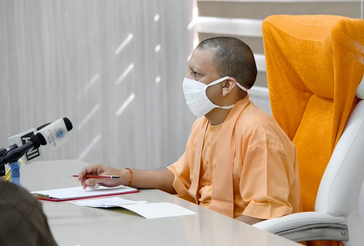 ग्रामीण अर्थव्यवस्था सुदृढ़ करने को आठ ग्रीनफील्ड डेयरियों की स्थापना करा रही सरकार:योगी आदित्यनाथ