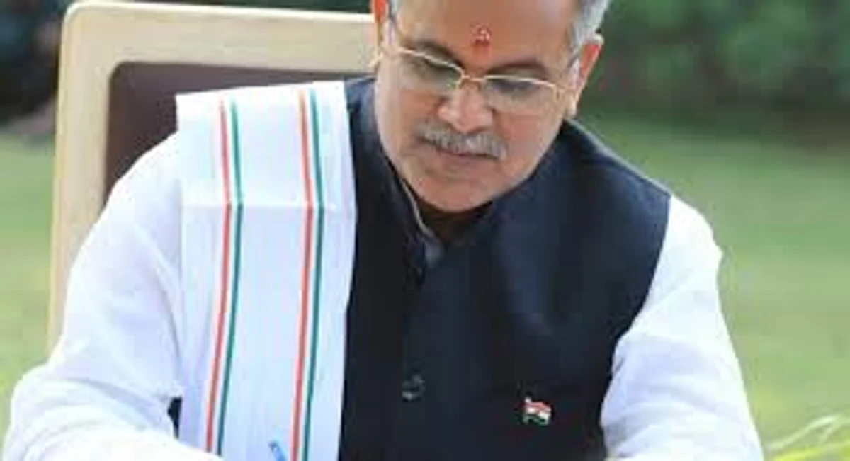 सीएम बघेल ने केन्द्रीय मंत्री डाॅ. हर्षवर्धन से कोविड हाॅस्पिटल और कोविड सेंटरों के संचालन के लिए मांगे 736.74 करोड़