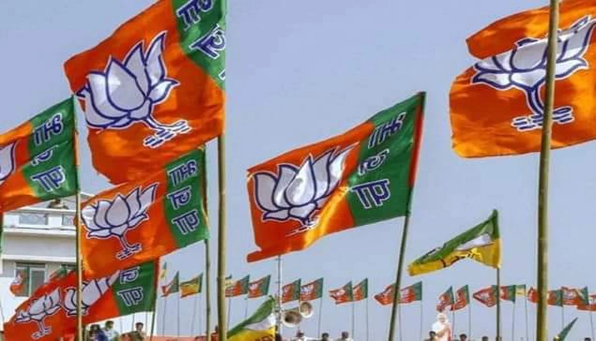 बिहार विधानसभा चुनाव : गुटबाजी के कारण आसान नहीं है बेगूसराय में कमल खिलना