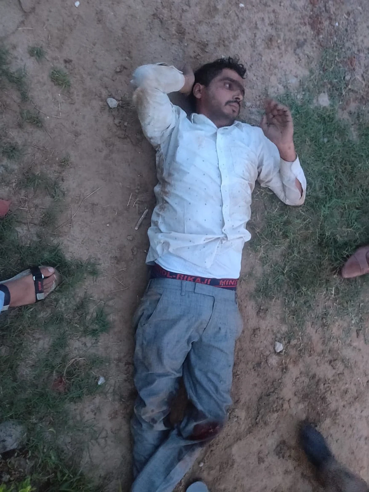 एटीएम काट रहे बदमाशों की पुलिस से मुठभेड़, एक घायल 3 फरार
