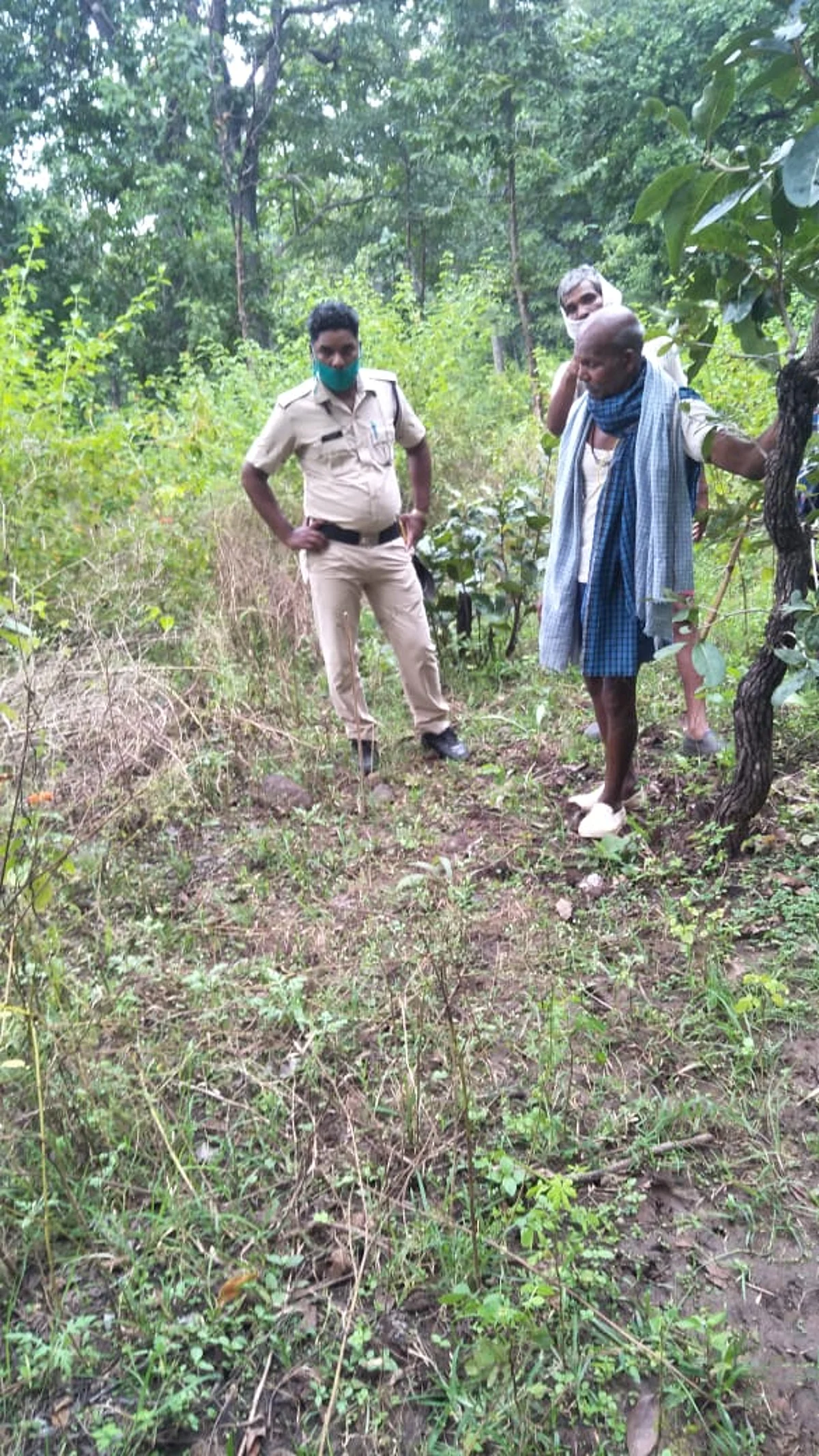 जंगली जानवरों के शिकार में बिछे तार में फंसा ग्रामीण, बिजली करंट से मौत