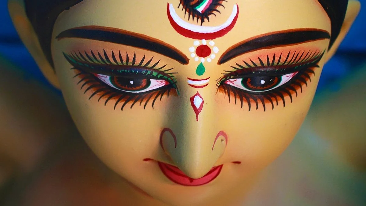 नवरात्रि का तीसरा दिन - चंद्रघंटा माता की आरती, मंत्र, पूजा विधि