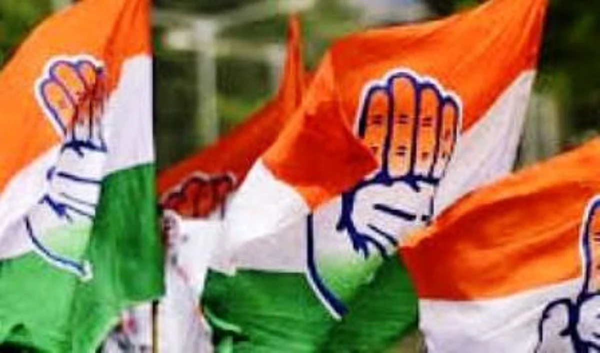 फोन टेपिंग व जासूसी मामले को लेकर कांग्रेस का प्रदर्शन