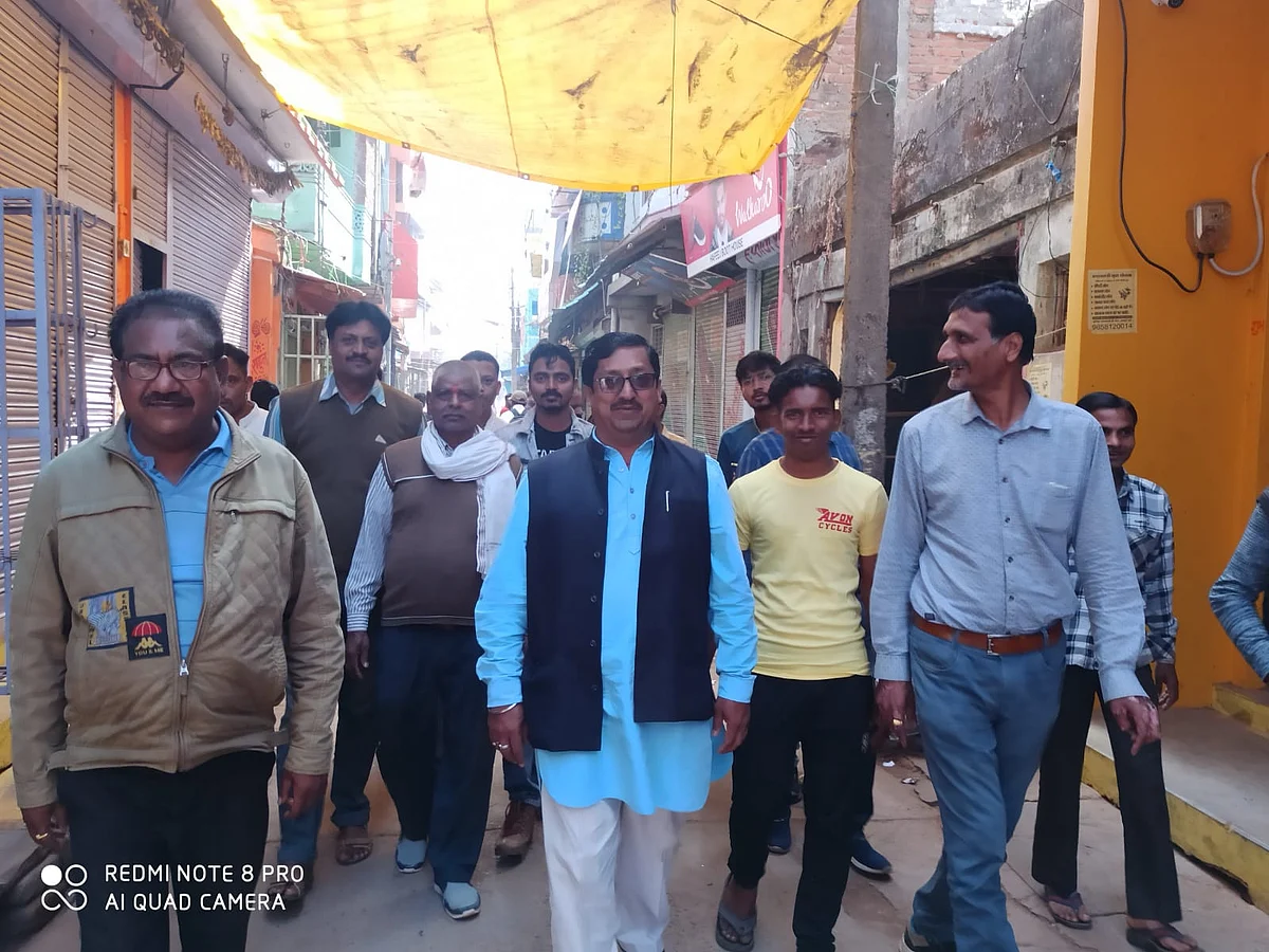 पेट्रोलियम पदार्थो मूल्य वृद्धि को लेकर कांग्रेस का आधे दिन तक बंद सफल