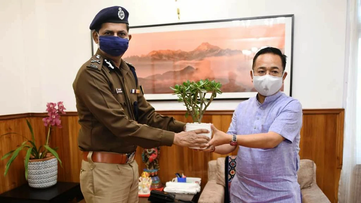आईटीबीपी के एडीजी प्रसाद ने मुख्यमंत्री तमांग से की मुलाकात