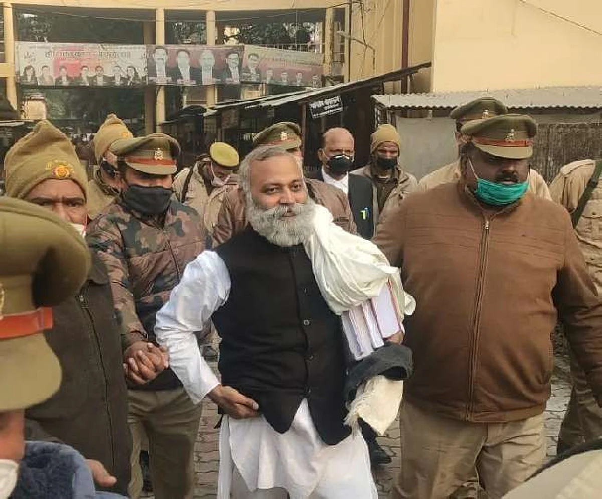पूर्व मंत्री सोमनाथ भारती ने 2 साल की सजा के खिलाफ खटखटाया हाईकोर्ट का दरवाजा