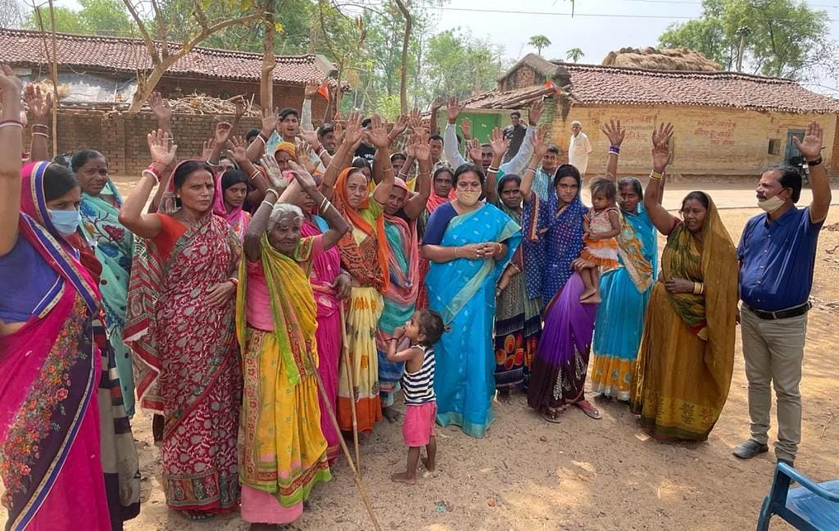विधायक दीपिका सिंह ने महागठबंधन उम्मीदवार के लिए मांगा वोट