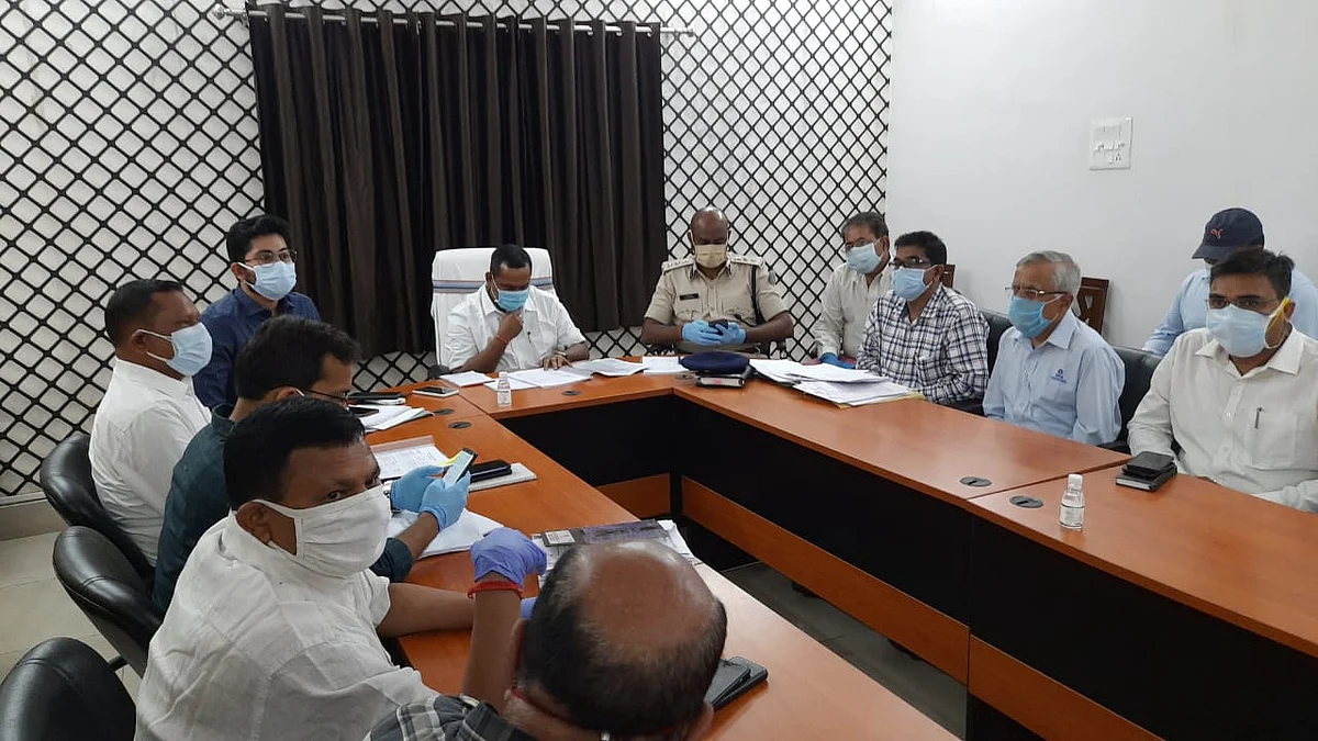 बेड और इलाज की दर डिसप्ले बोर्ड पर लगायें निजी हॉस्पिटल : स्वास्थ्य मंत्री