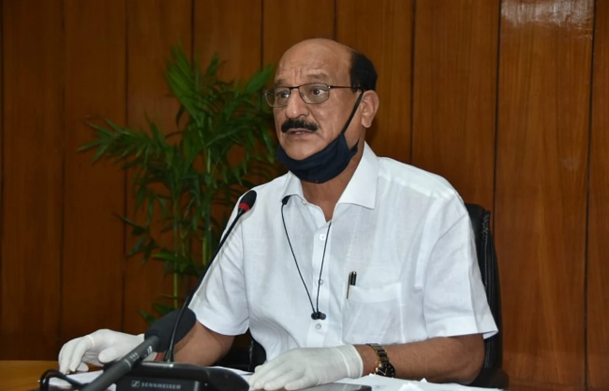 उत्तराखंड मंत्रिमंडल: नि:शुल्क कोविड टीका पर निर्णय, मास्क पर जुर्माना सात सौ