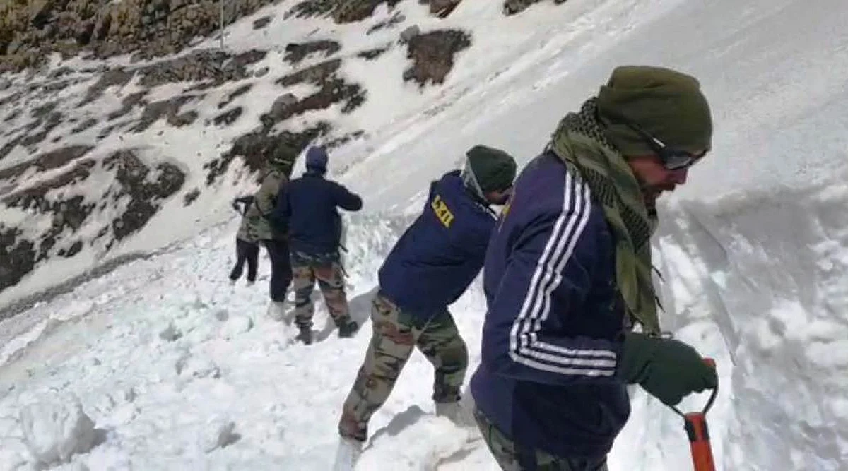 हेमकुंड साहिब की यात्रा को लेकर मैनेजमेंट कमेटी ने तैयारियां शुरू कीं