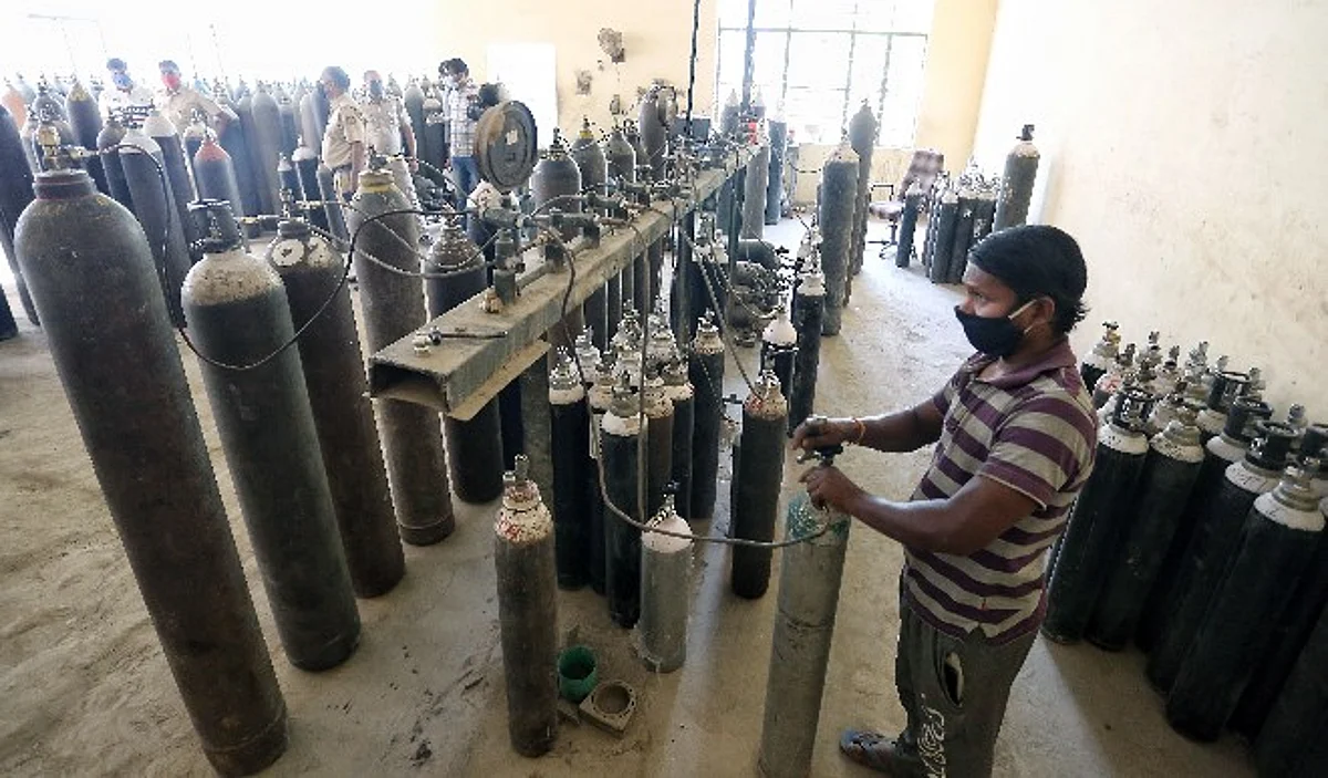 भारत में कोविड संकट के बीच सेवा इंटरनेशनल 400 ऑक्सीजन सिलेंडर भेजेगा