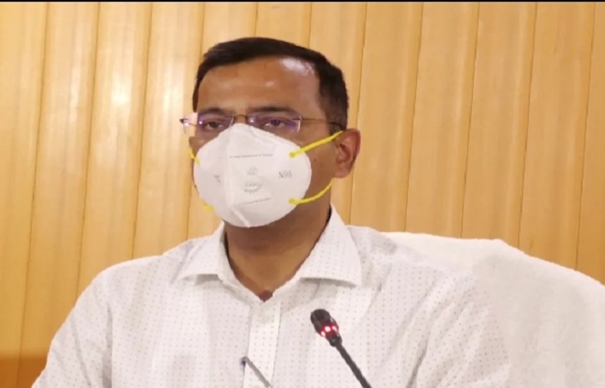 उत्तराखंडः 1400 ऑक्सीजन बेड और आईसीयू के दो अस्पताल होंगे तैयार