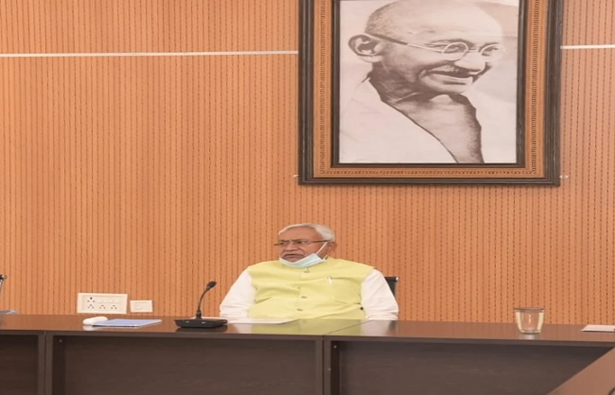 गया जैसे बड़े शहरों में सीवेज की बेहतर व्यवस्था सुनिश्चित करें : मुख्यमंत्री