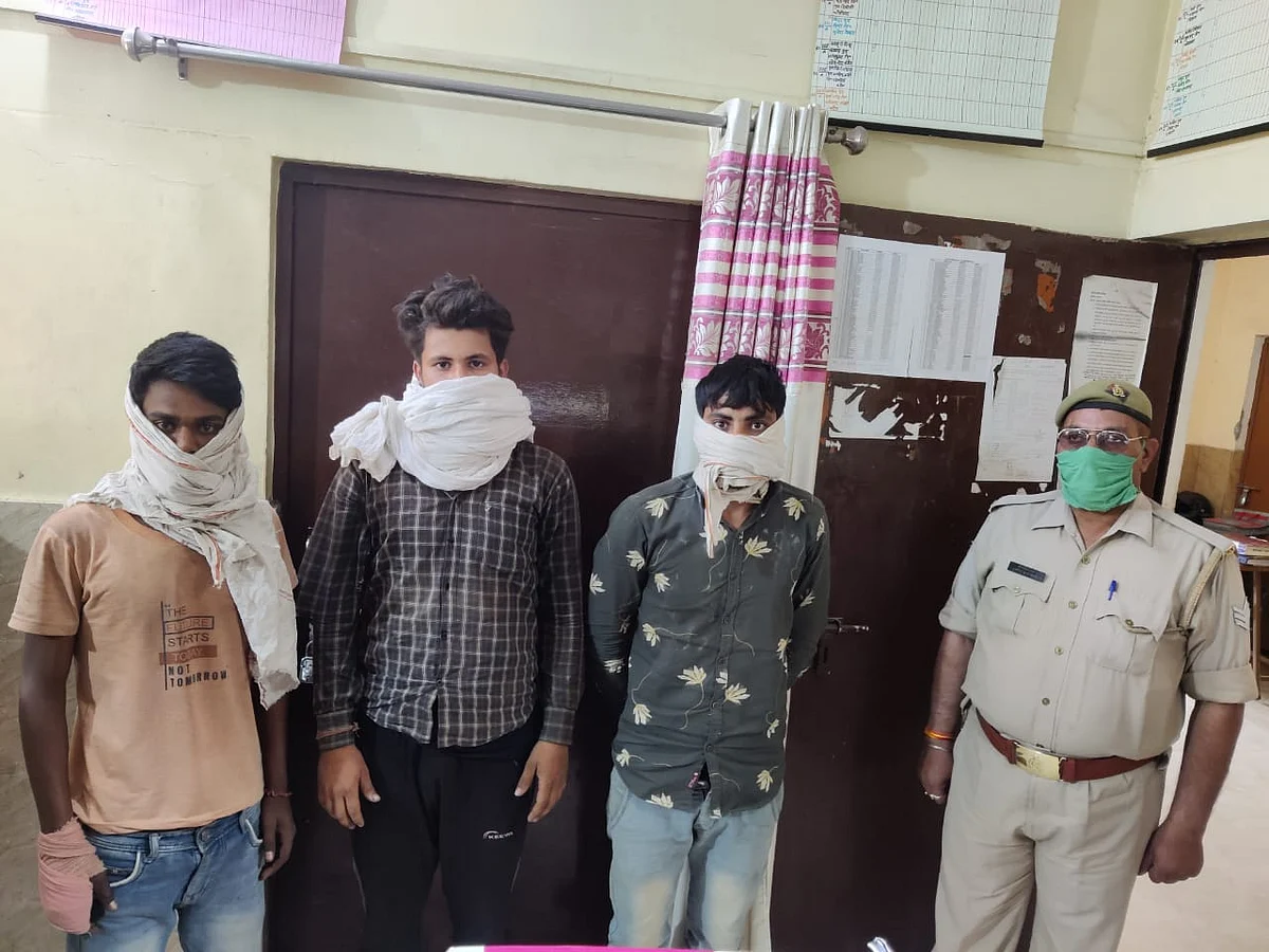 कपड़ा व्यापारी से मांगी 20 लाख की रंगदारी, तीन गिरफ्तार