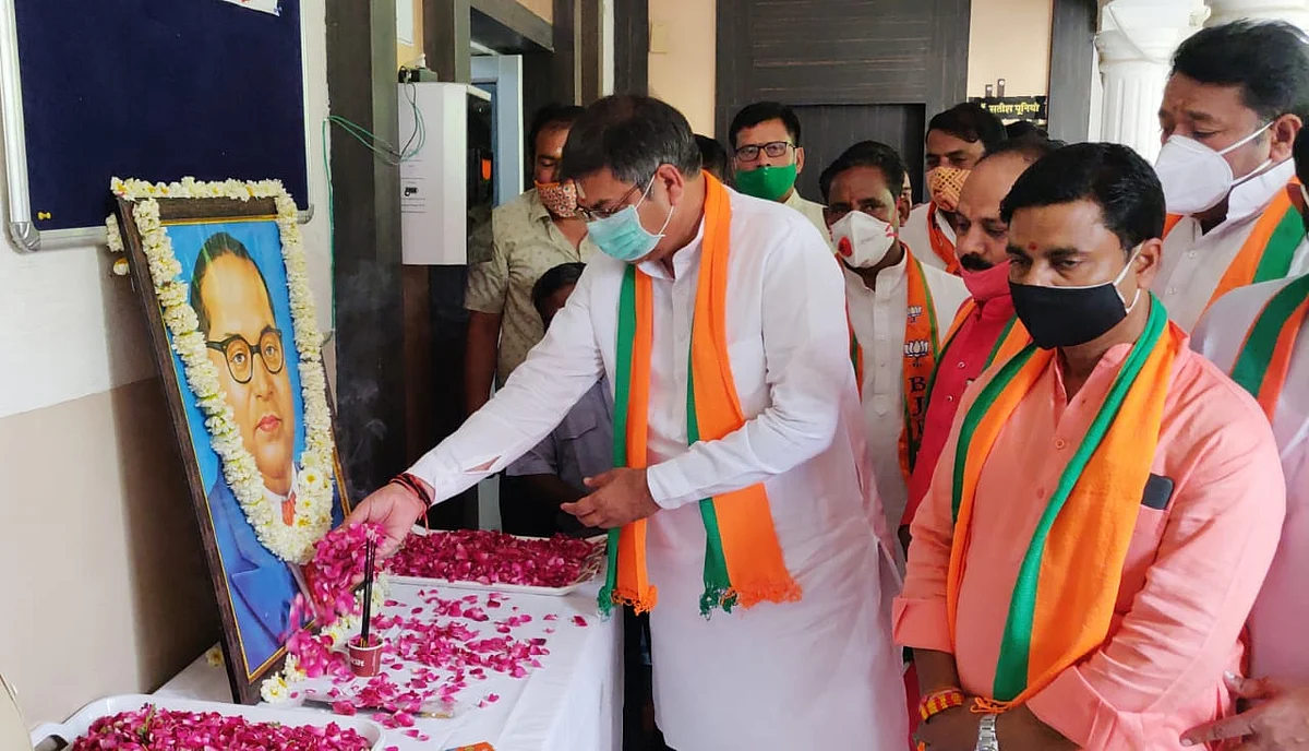 भाजपा प्रदेशाध्यक्ष ने भारत रत्न बाबा साहेब की जयंती पर पुष्प अर्पित कर नमन किया