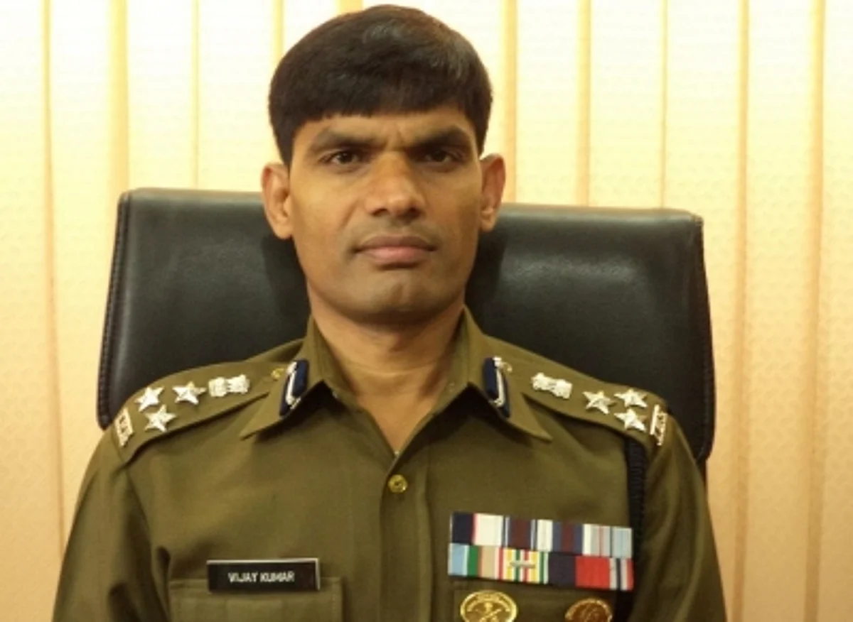 जम्मू कश्मीर पुलिस ने ये सुनिश्चित किया की स्वास्थ्य कार्यकर्ताओं और आवश्यक सेवाओं की आवाजाही बनी रहेगी