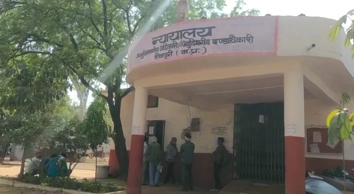 30 अप्रैल तक बढ़ाया कोरोना कर्फ्यू, शादी समारोह वाले टेंशन में