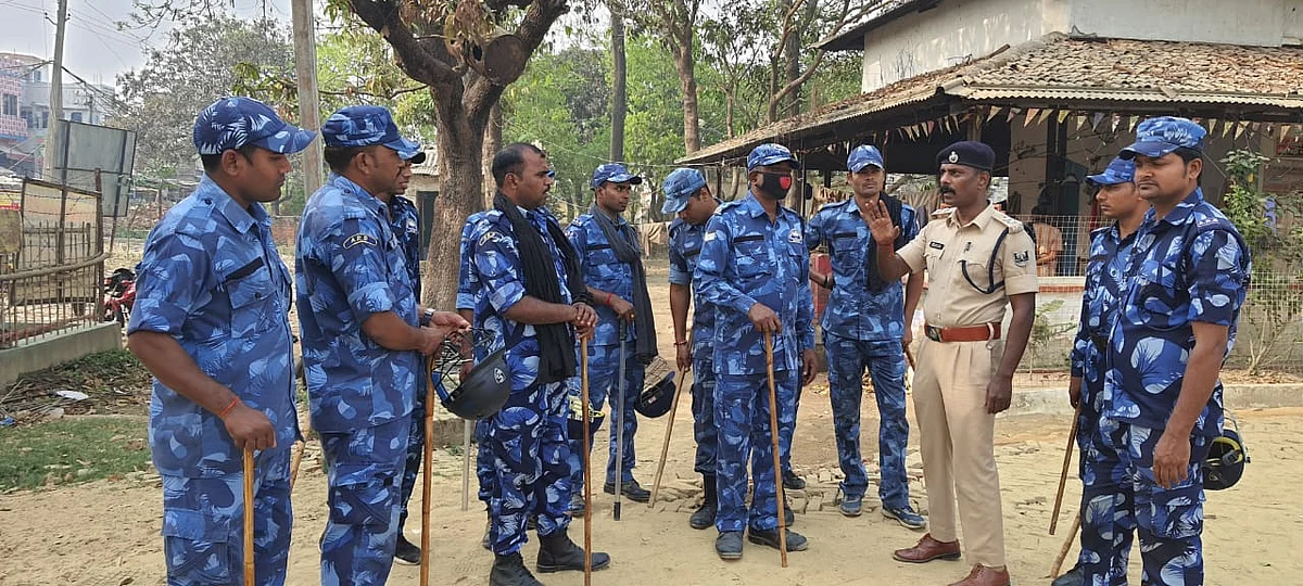 विरोधियों के बंद आह्वान के बीच पुलिस प्रशासन चहुंओर मुस्तैद