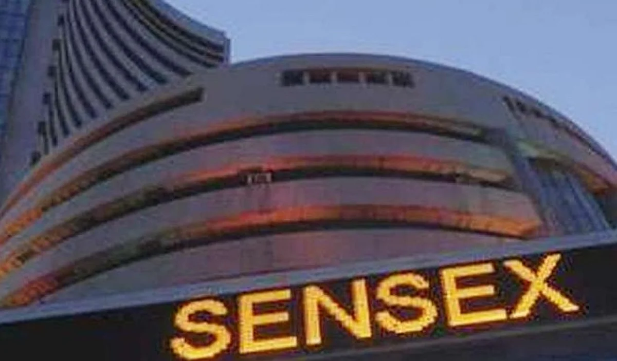 सेंसेक्स 508 अंक उछला; बैंकऔर रिलायंस के शेयर चमके