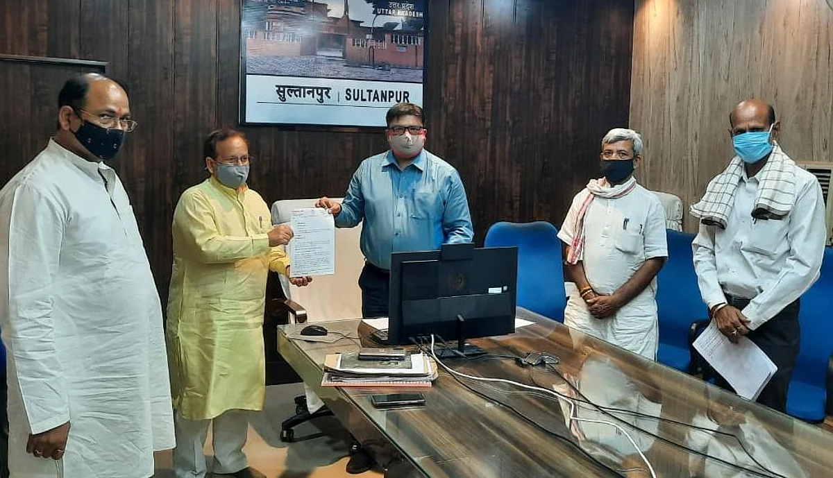 तृणमूल कांग्रेस नेता के खिलाफ बीजेपी ने खोला मोर्चा