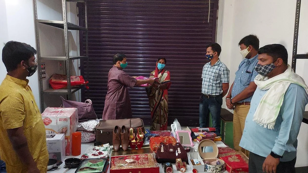 जरूरतमंद परिवार की बेटी की शादी में आगे आयी टीम साईं की रसोई