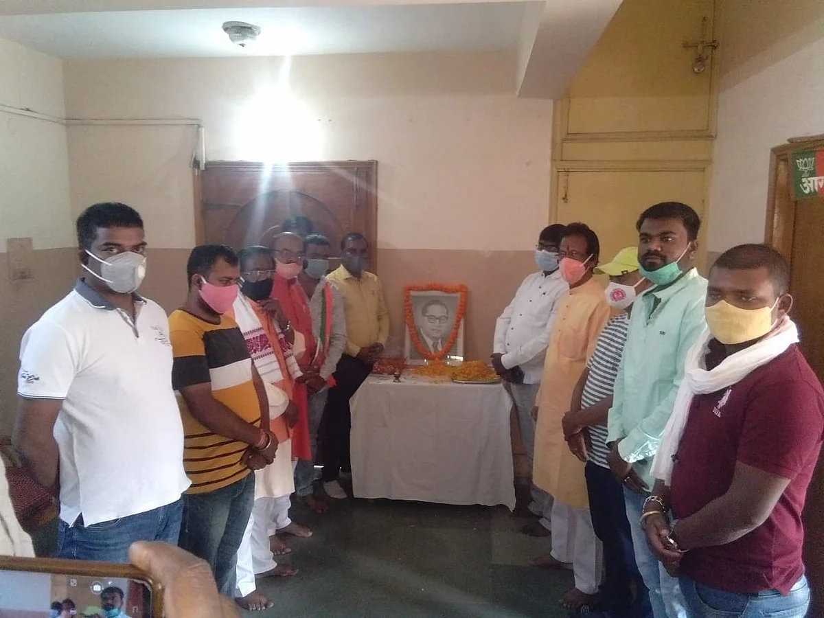 भाजपा कार्यालय में मनायी गयी बाबा साहब डॉ भीमराव की जयंती