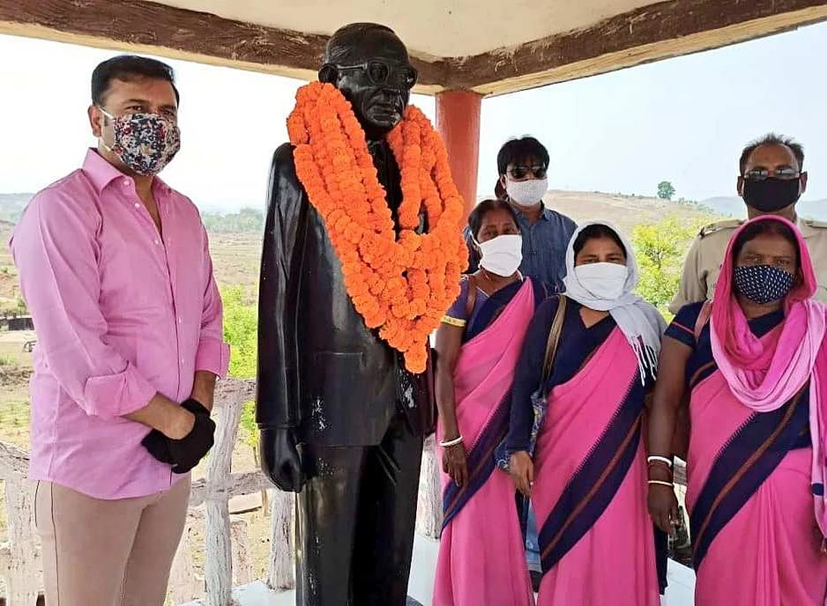 बाबा साहेब के विचार और आदर्श युगों तक अमिट एवं यादगार रहेंगे : सुदेश महतो