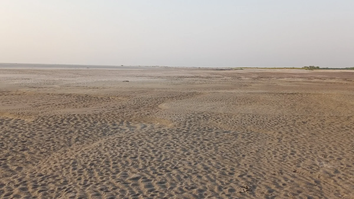 क्या गंगा सूख रही है?