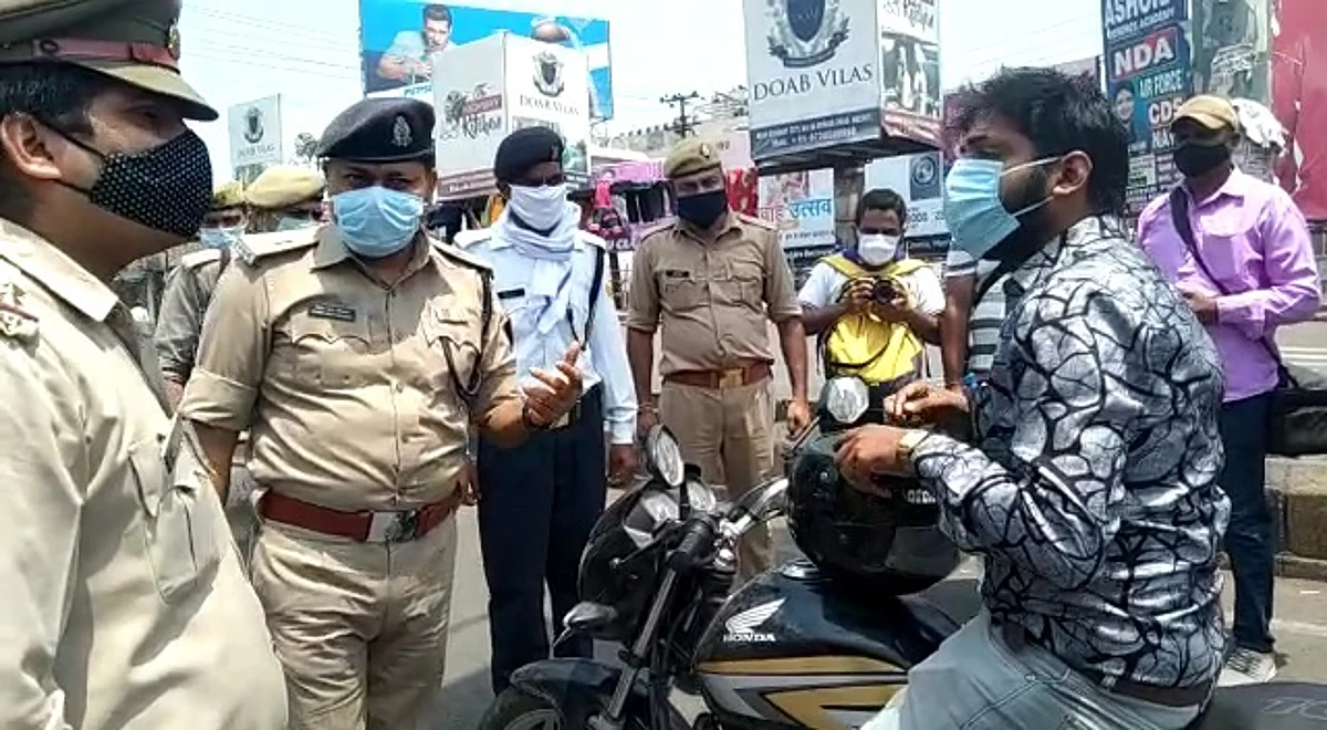 अलविदा जुमा पर मस्जिदों में भीड़ रोकने को तैनात रहे अधिकारी