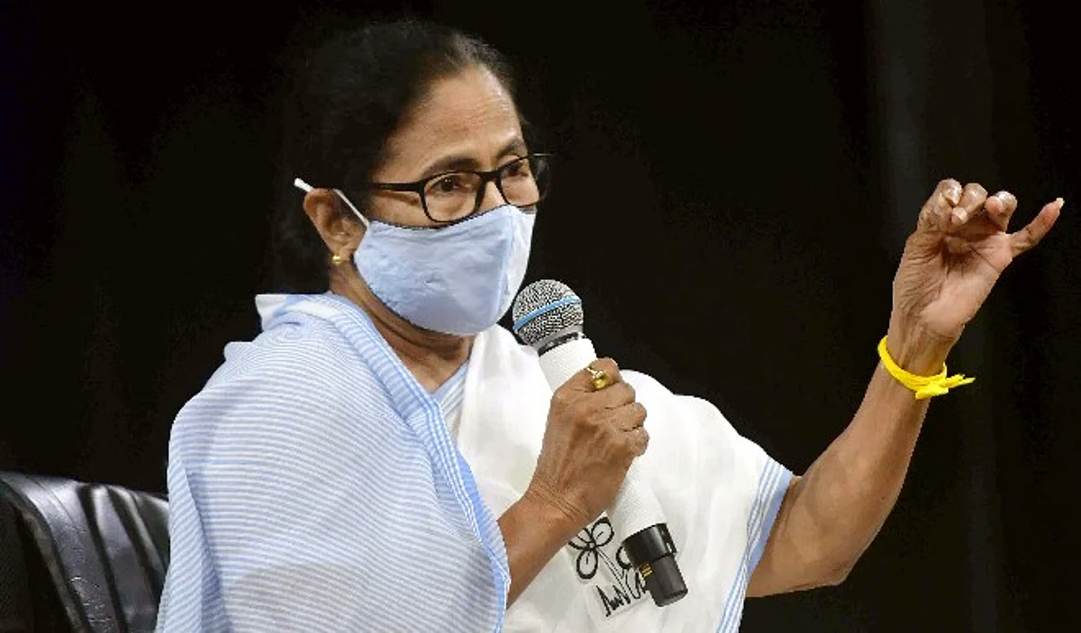 पश्चिम बंगाल में बढ़े कोरोना संक्रमित मरीज, ममता ने मोदी सरकार से मांगी ऑक्सीजन की मदद