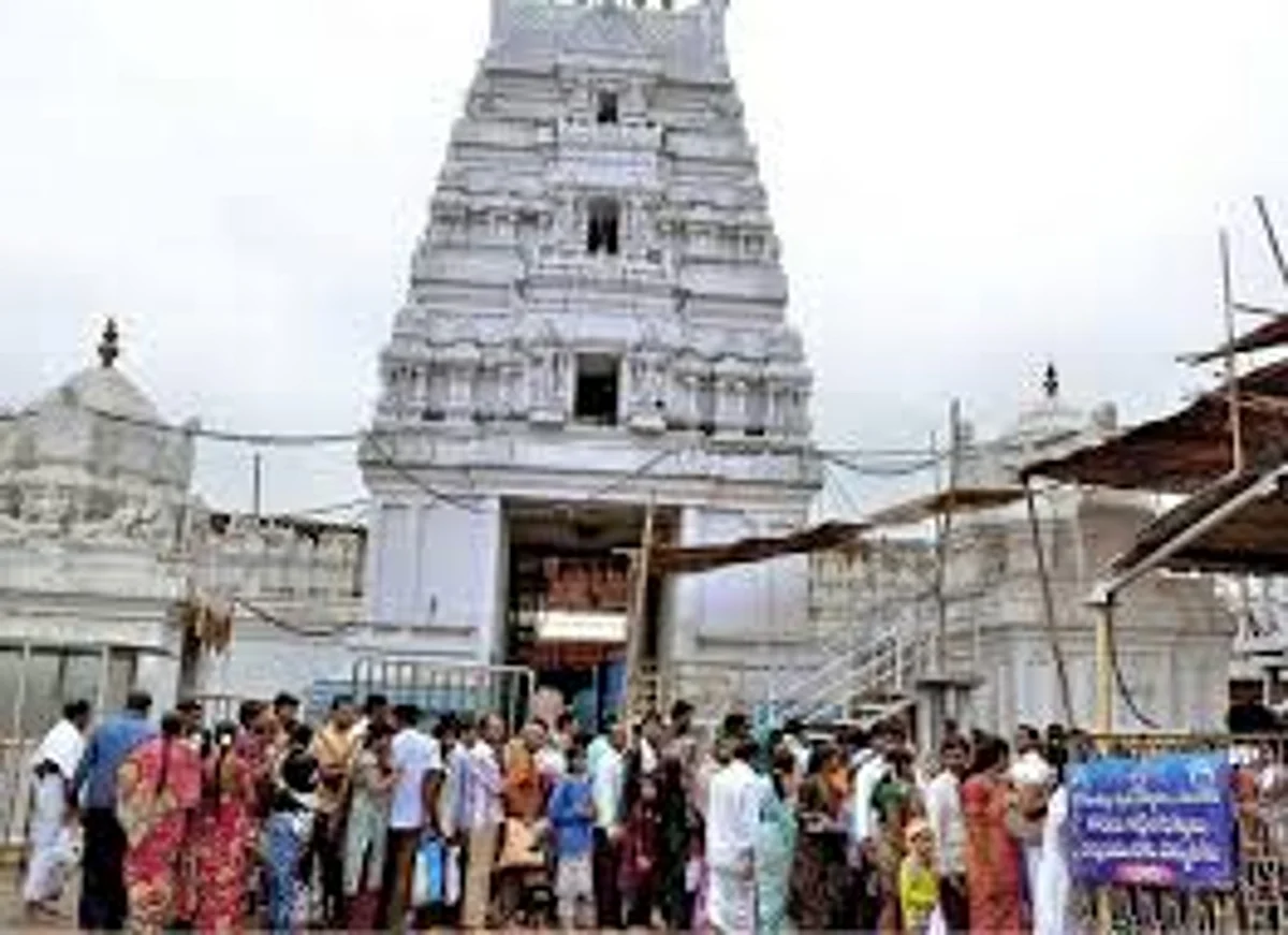 तेलंगाना : वेमुलवाड़ा में स्वैच्छिक लाॅकडाउन लागू, सिर्फ पांच घंटे खुलेंगी दुकानें