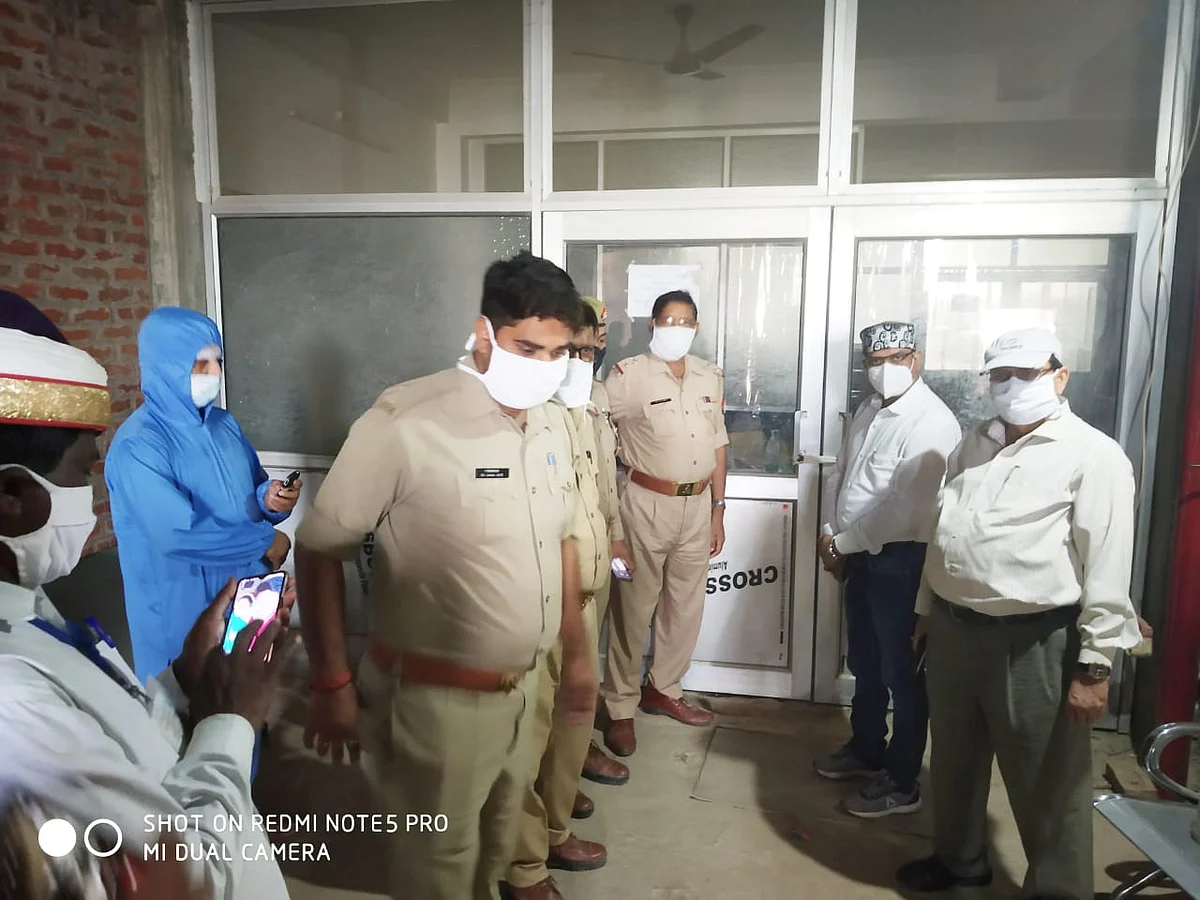 अंबेडकरनगर : बिना अनमुति के हो रहा कोविड मरीजों का इलाज, अस्पताल सीज