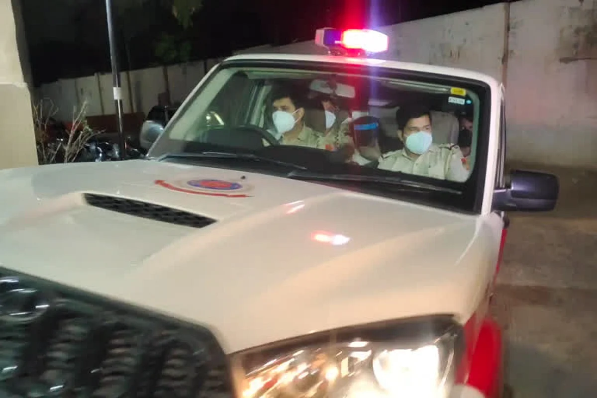 ‘फॉलोअप’ नवीन कालरा को आखिर दिल्ली पुलिस क्यों दे रही वीआईपी ट्रीटमेंट !