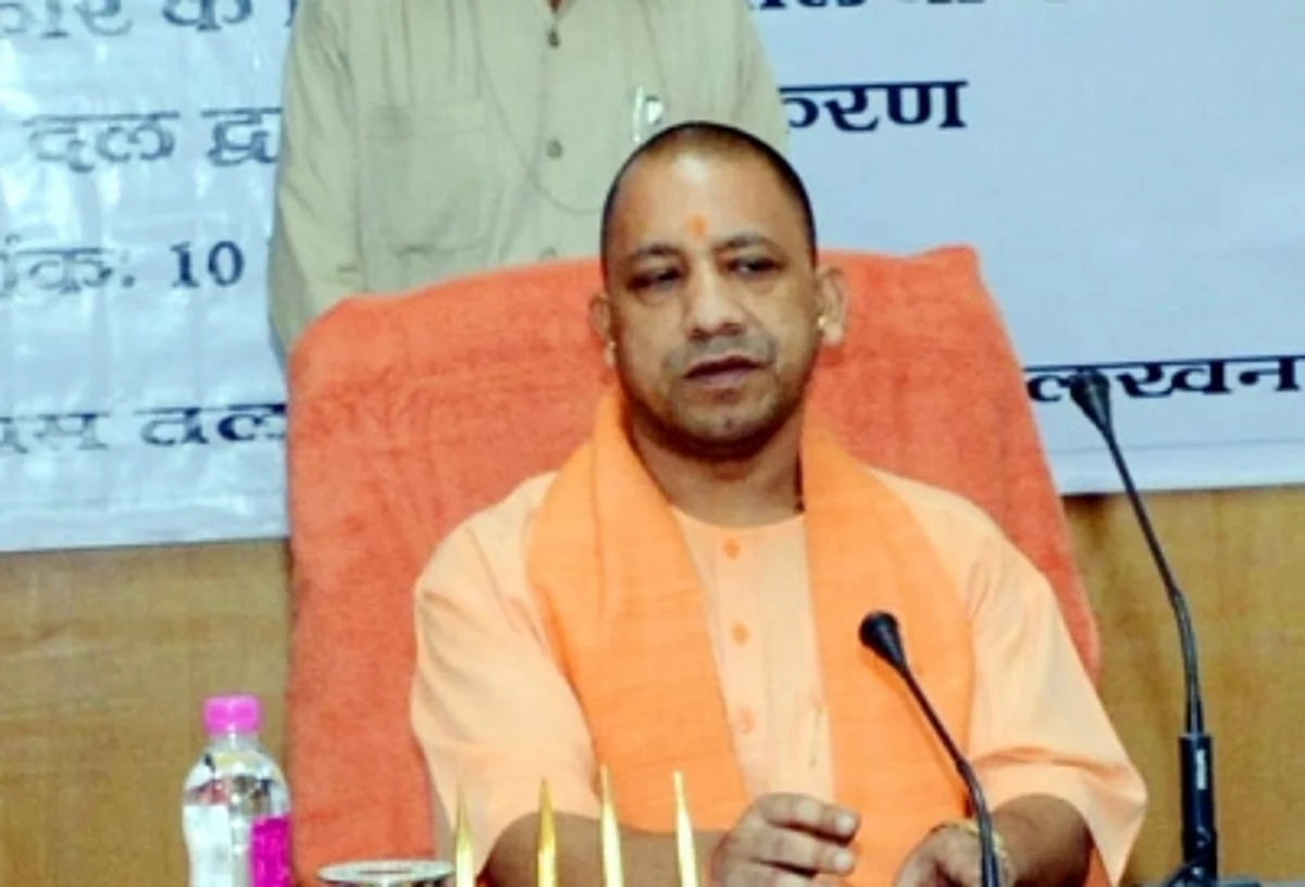 यूपी के हर गांव में बीमार ग्रामीणों का एंटीजन टेस्ट