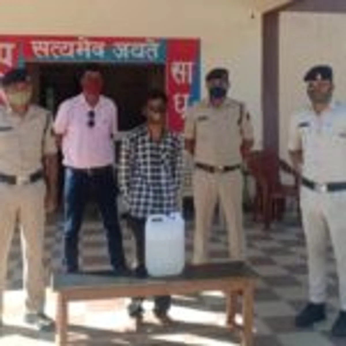 कोरबा : अवैध शराब की बिक्री पर रामपुर पुलिस की लगातार कार्यवाही