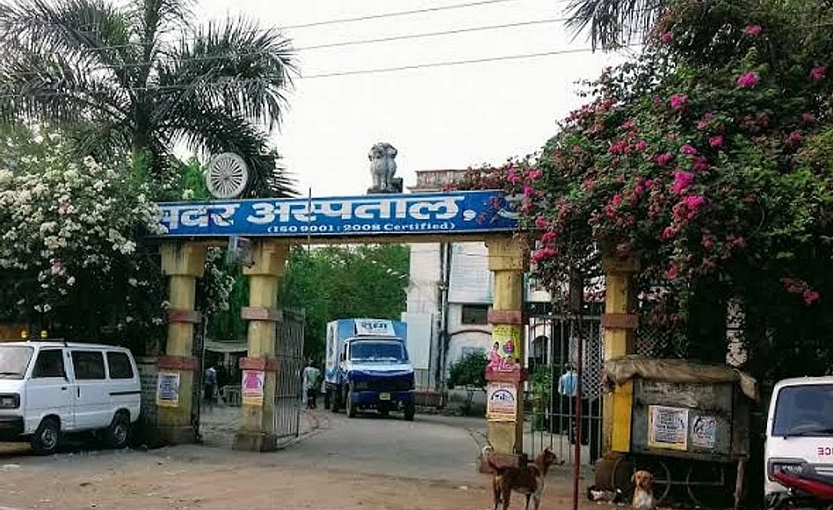कम्युनिकेशन कोषांग से होम आईसोलेशन के मरीजो की ली जा रही जानकारी