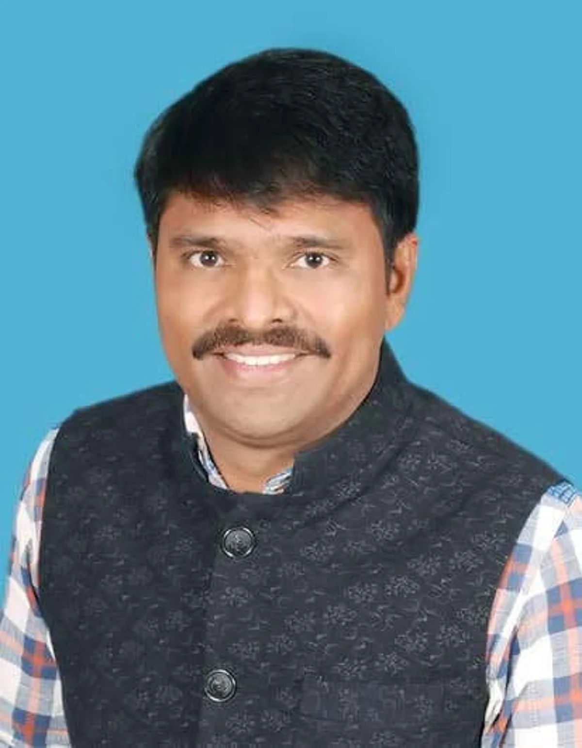 जगदलपुर : 18 वर्ष के ऊपर सभी का टीकाकरण करवाया जावे : एल.ईश्वर राव