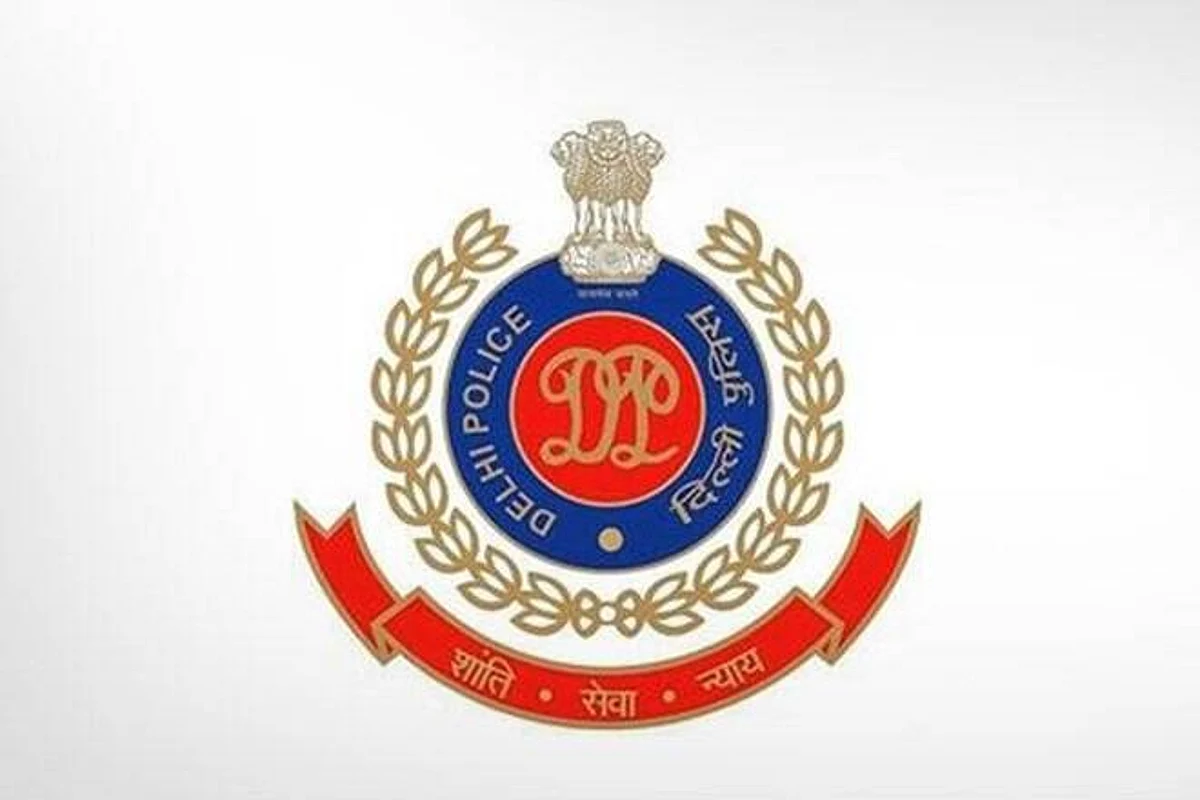 विश्वविद्यालय के पूर्व छात्र नेता शर्जिल उस्मानी के खिलाफ भावनाएं भड़काने का मामला दर्ज