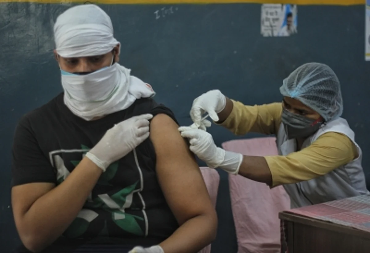 यूपी में कोरोना से बचाव के लिये पत्रकारों और उनके परिवार को लगेगी वैक्सीन