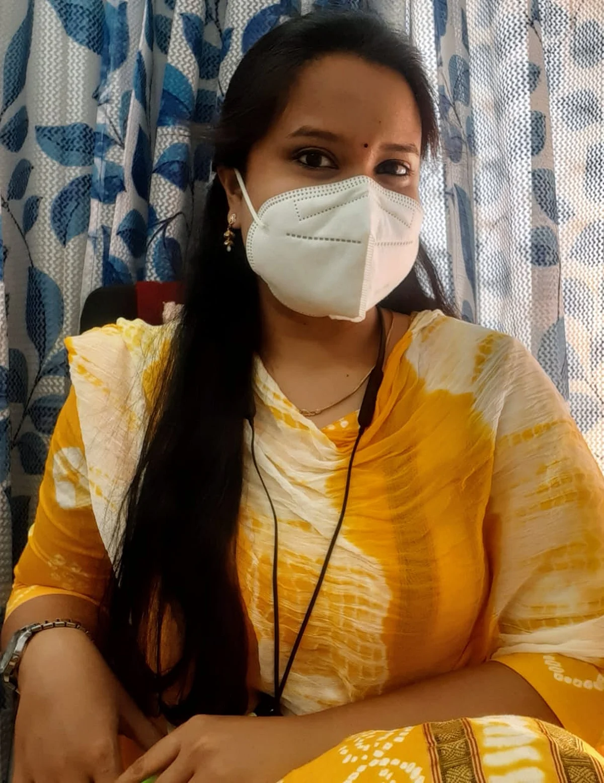दुर्ग : डिप्टी कलेक्टर दिव्या वैष्णव के घर सभी कोरोना संक्रमित , वैक्सीन लगने के चलते दिव्या हैं स्वस्थ्य