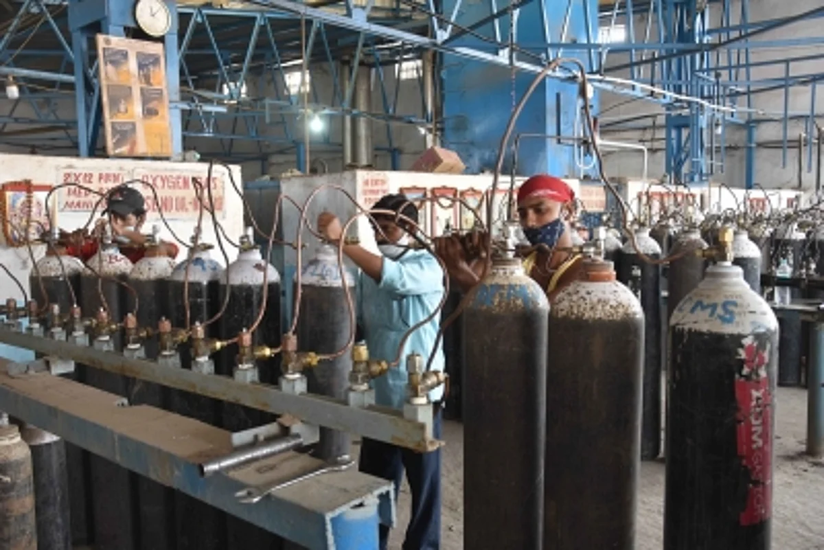 दिल्ली : ऑक्सीजन आपूर्ति सुनिश्चित करने को 3 आईएएस अधिकारी तैनात