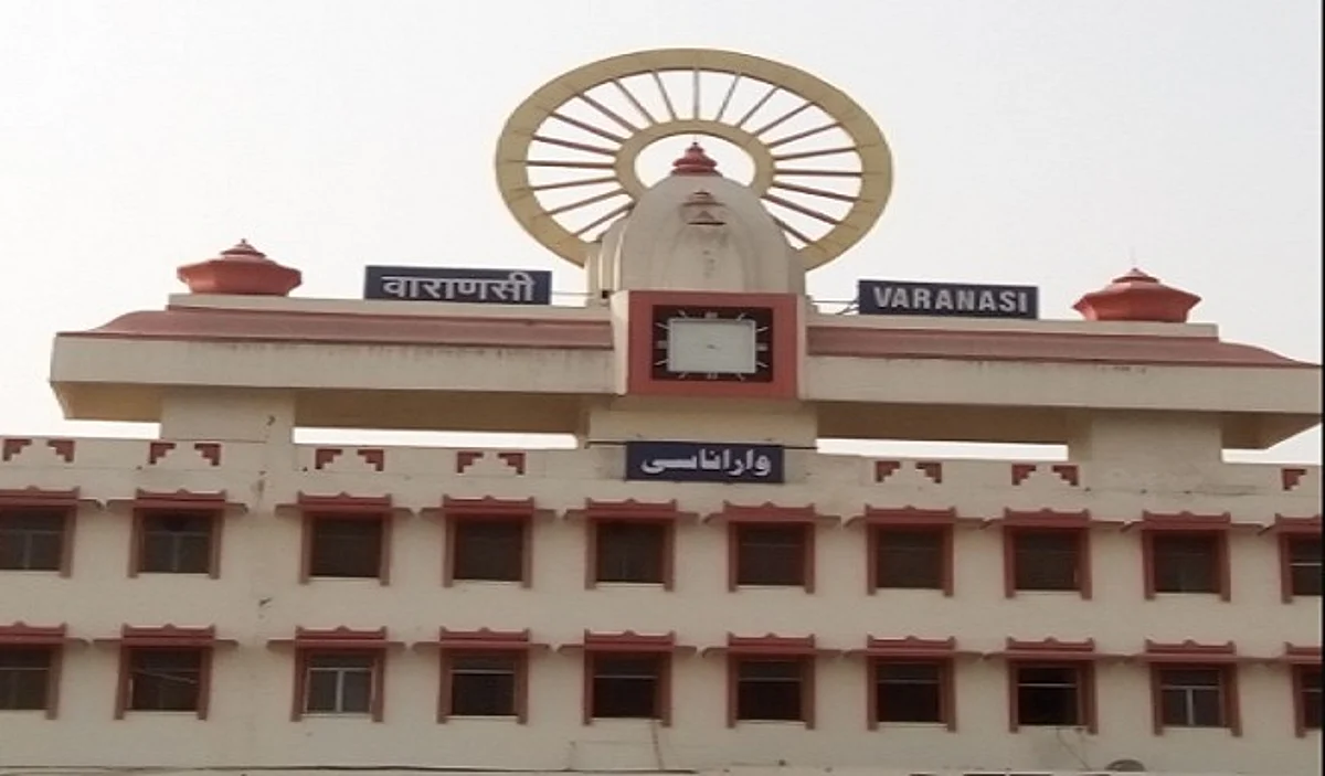 देर रात 15 प्रत्याशियों को जिलाधिकारी ने दिया जीत का सर्टिफिकेट